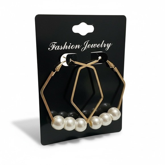 Jewelry - Gold and White Pearl Hoop Earrings